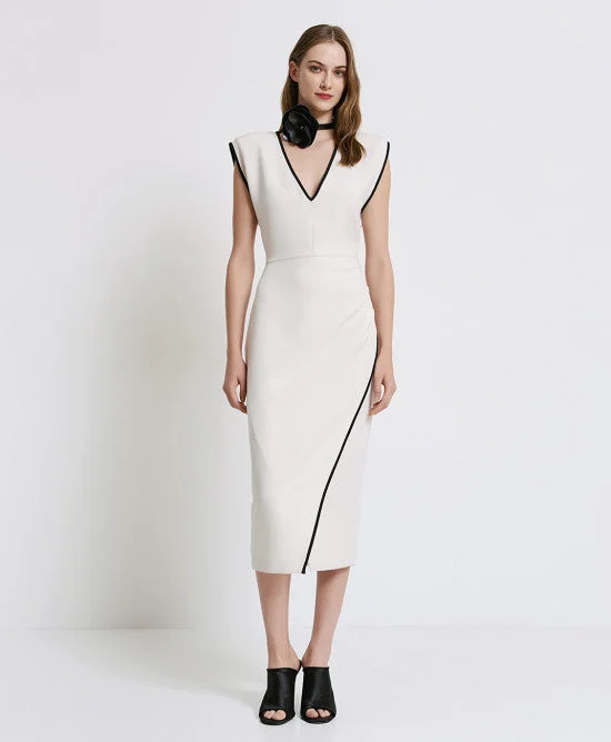 Access Fashion Wrap Dress With V-neckline