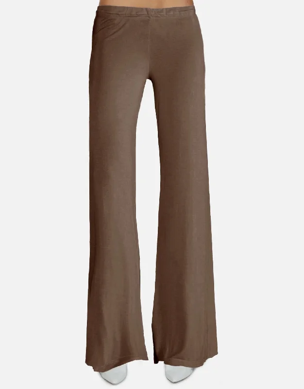 Derby Core Wide Leg Pant