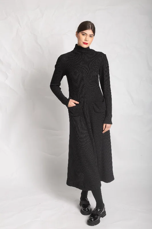 Les Filles D'ailleurs Black Robe Dress